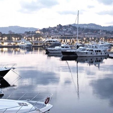 Casa Retro. Historic Center - La Spezia Διαμέρισμα Εξωτερικό φωτογραφία